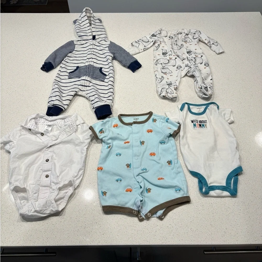 Carter’s 5 piece bundle - 3 month
